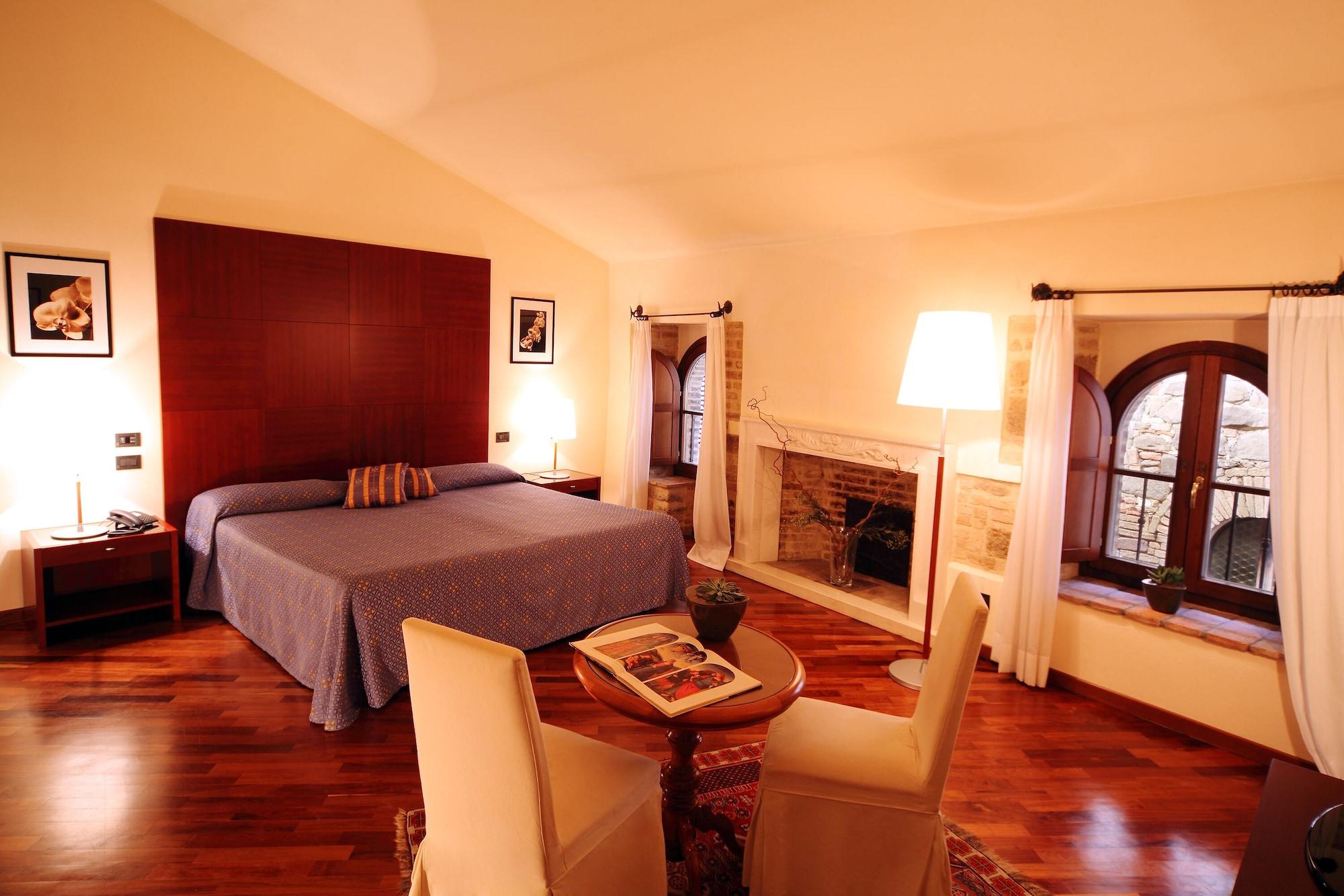Relais La Corte di Bettona Esterno foto