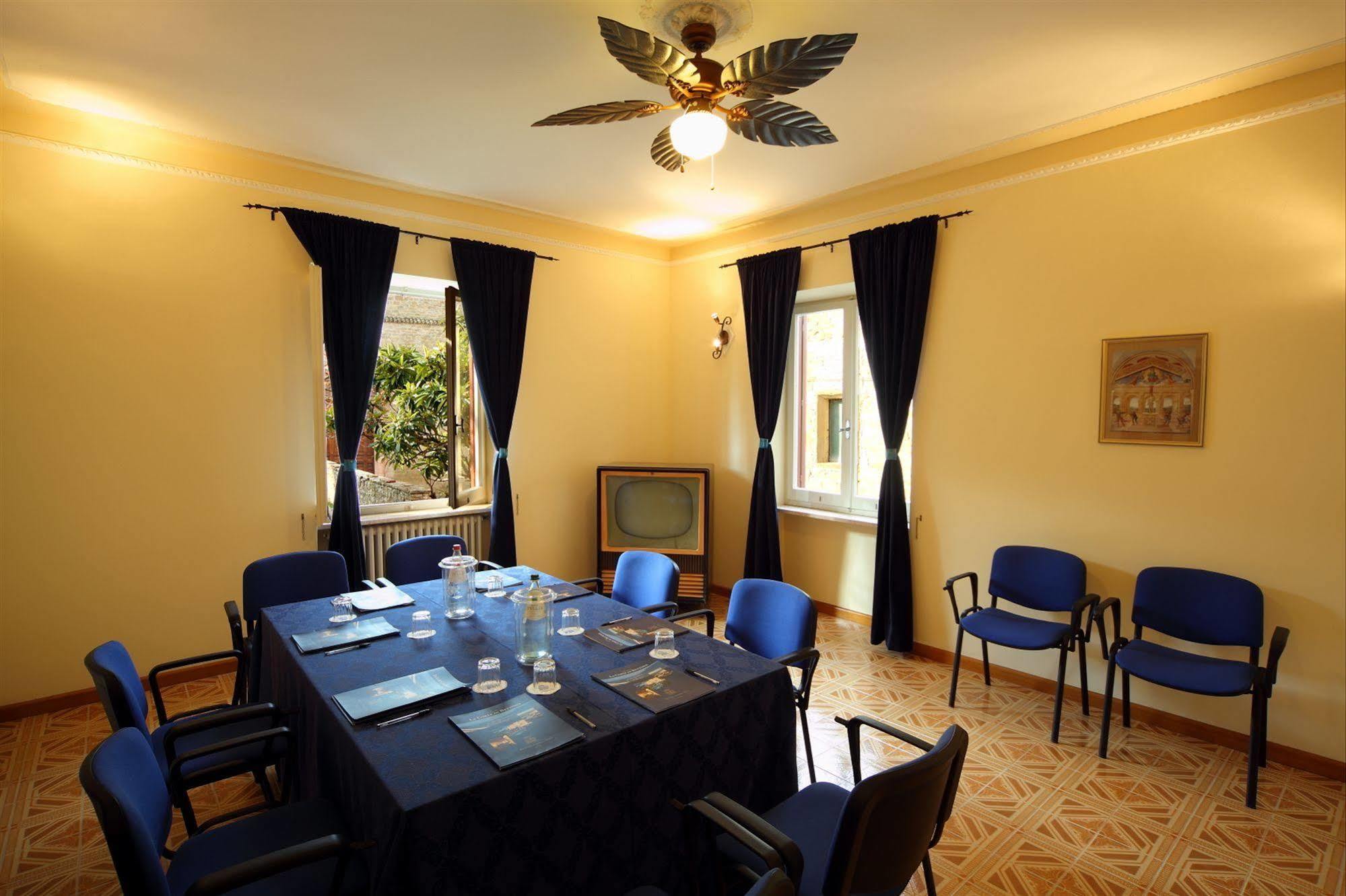 Relais La Corte di Bettona Esterno foto