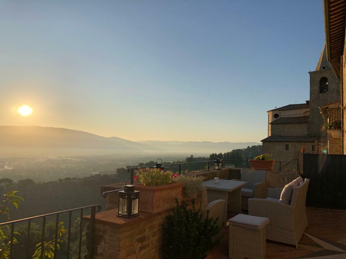 Relais La Corte di Bettona Esterno foto